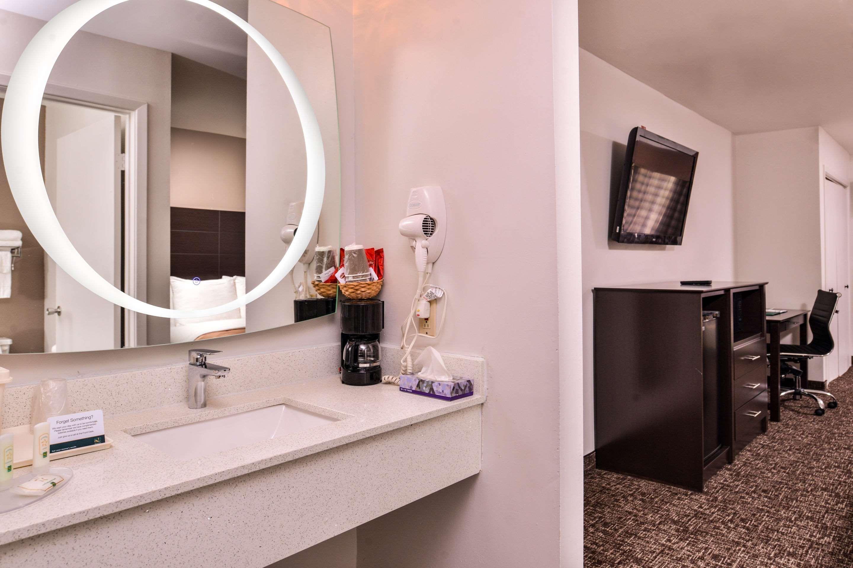 Quality & Hotel 2*