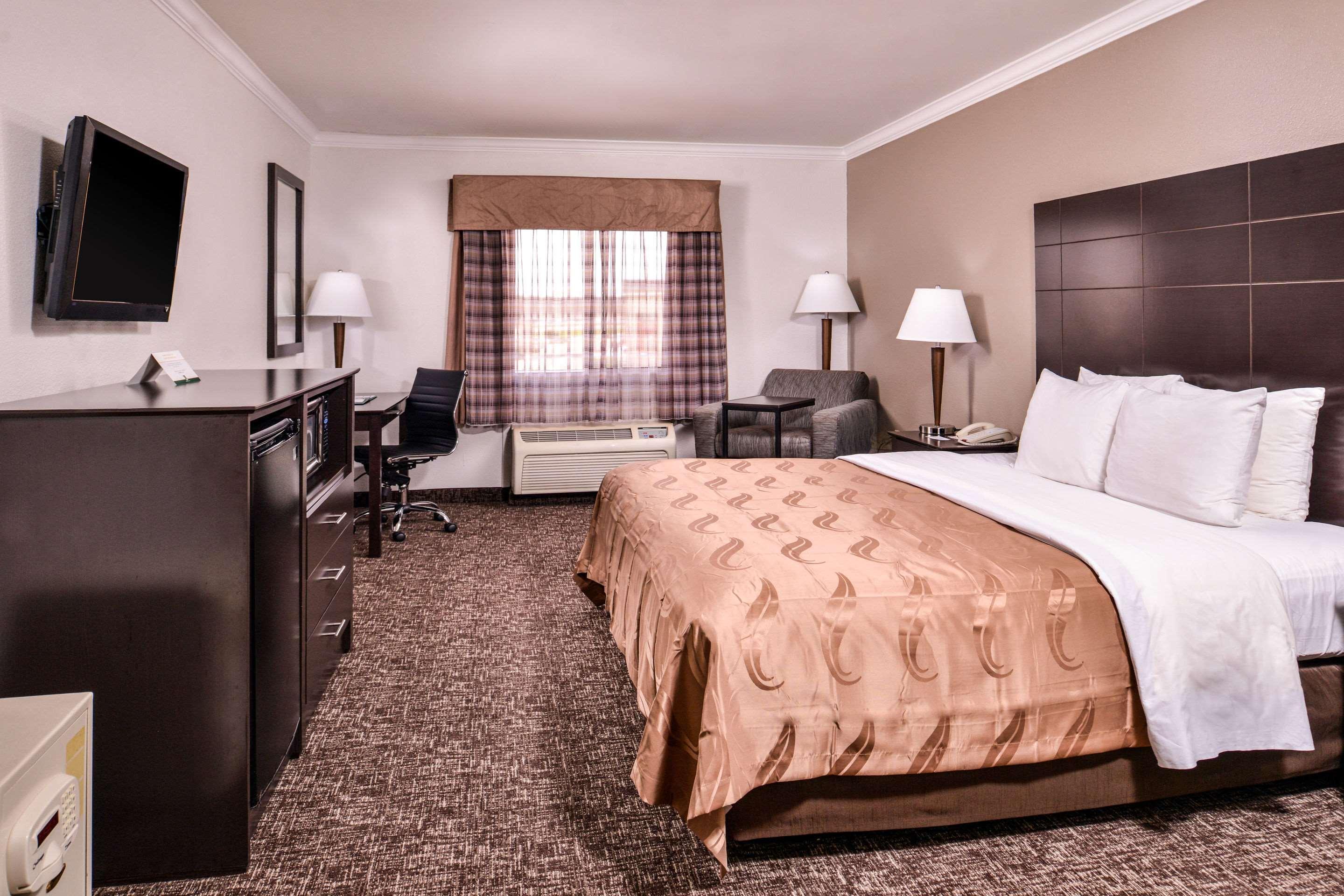 Quality & Hotel Beaumont
