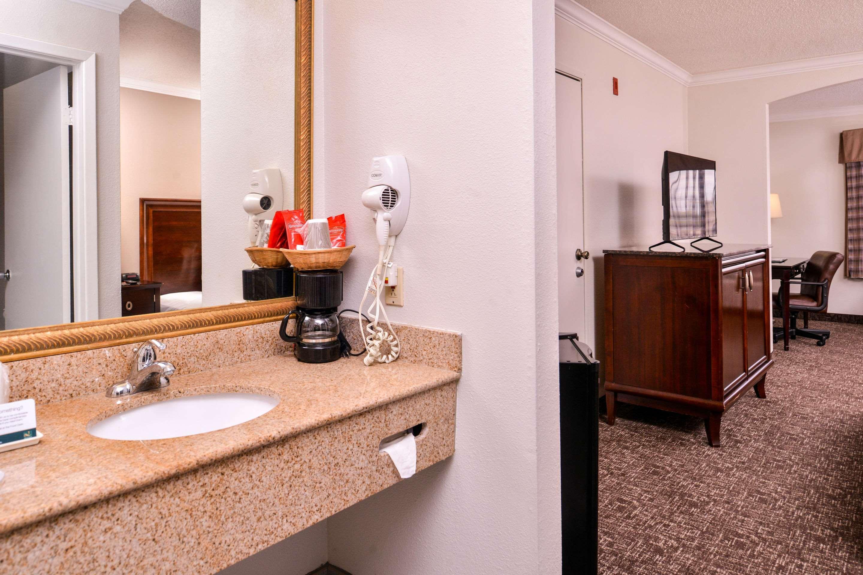 Hotel Quality & Beaumont